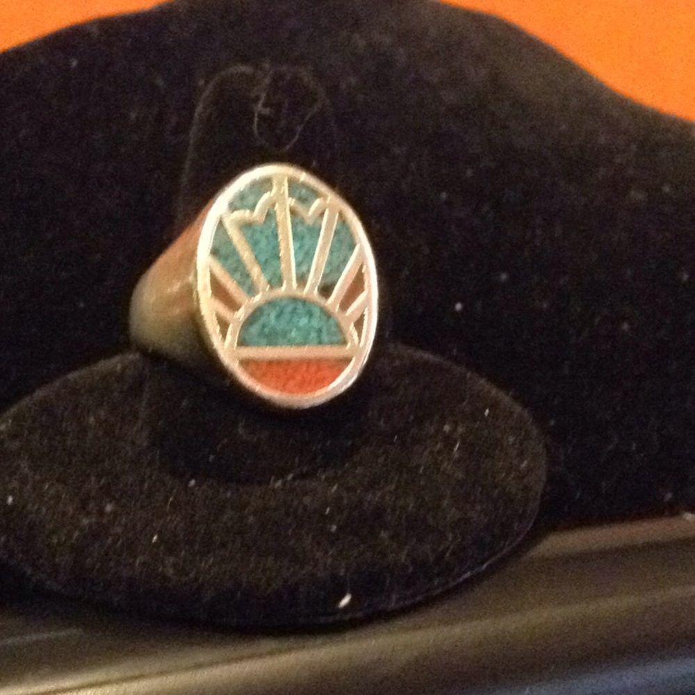 VINTAGE TURQUOISE & CORAL SILVER RING! - Picture 4 of 4